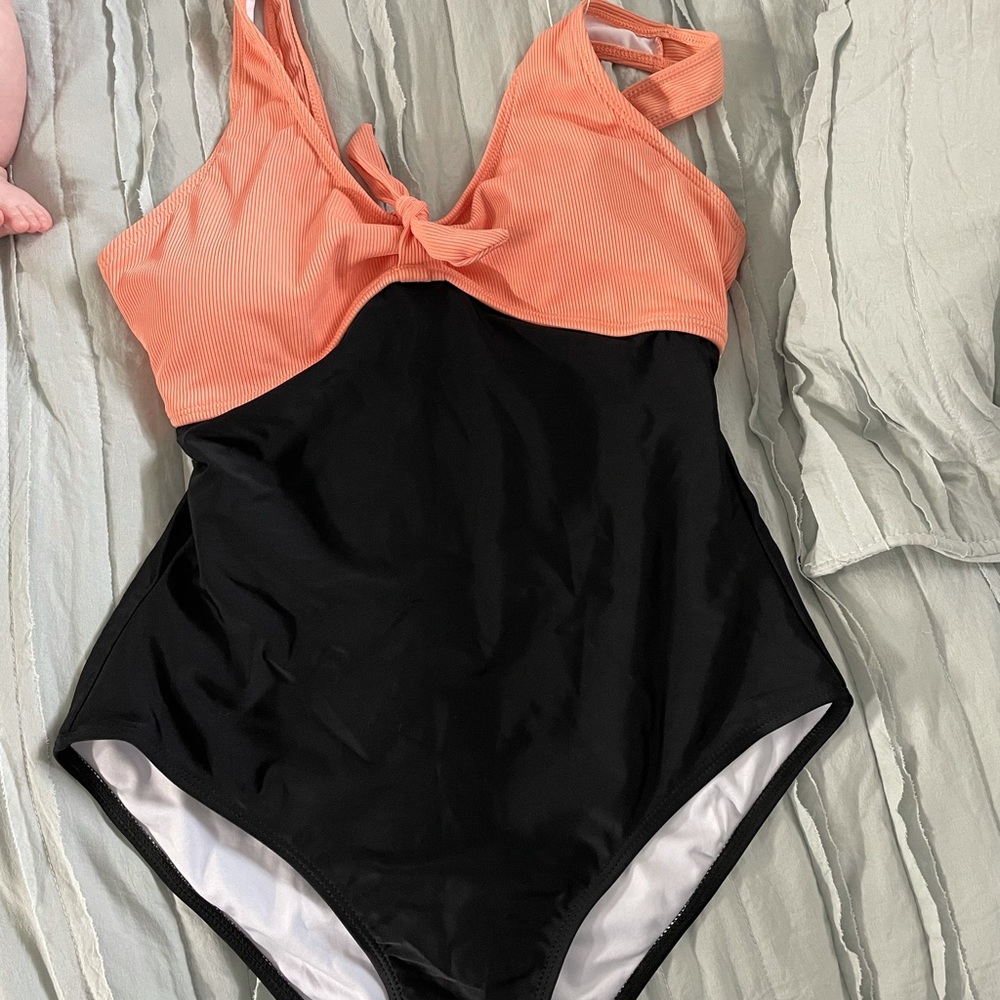 One piece bathing suit